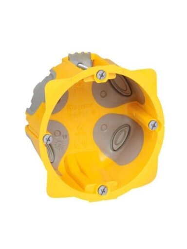 1 vietos dėžutė į gipsą atspari vandeniui - 40mm Legrand 080021