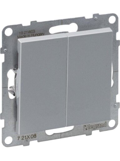 2 kl. perjungiklis aliuminis SUNO Legrand 721308