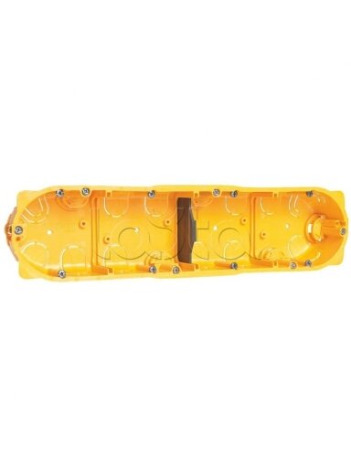4 vietų dėžutė į gipsą Legrand 080054 (40mm)