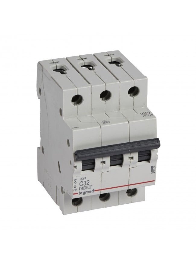 Automatinis jungiklis MCB RX3 Legrand 419238 (32A, 3P, 230V, 6kA) Automatinis jungiklis MCB RX3 Legrand 419238 (32A, 3P, 230V, 6kA)