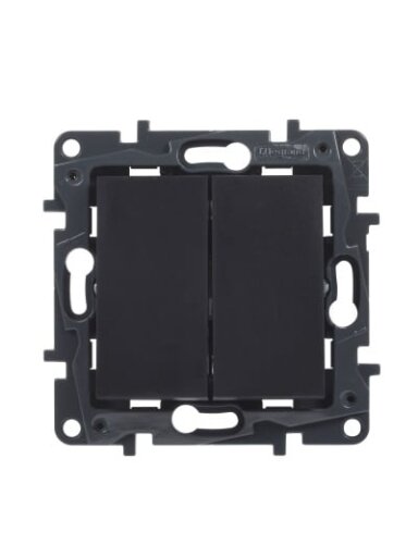 Juodas jungiklis Niloe Step Legrand 863505