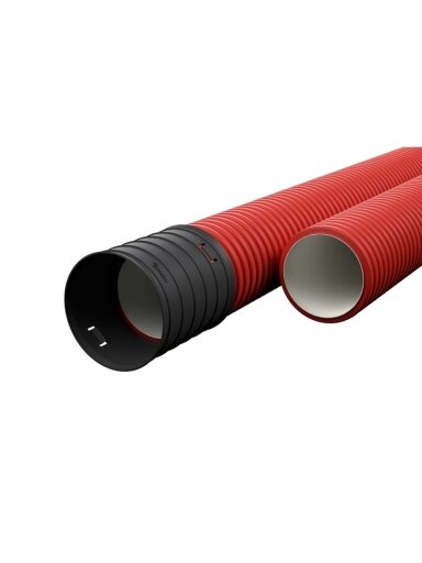 Raudonas gofruotas vamzdis D32 / d22 su virve Ecopipe (be halogenų, 50m)
