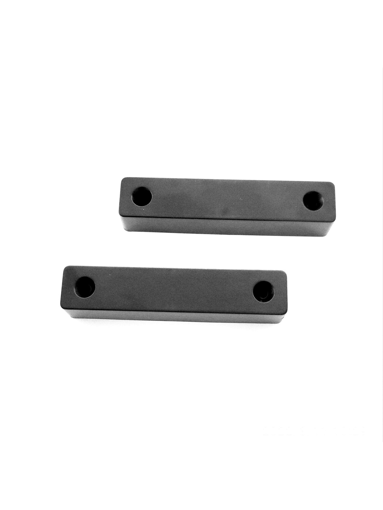 Uždedamas magnetinis kontaktas (juodas) Uždedamas magnetinis kontaktas (juodas)